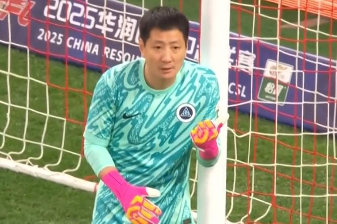 博主：陕西联合与前深圳新鹏城门将赵石达成加盟协议